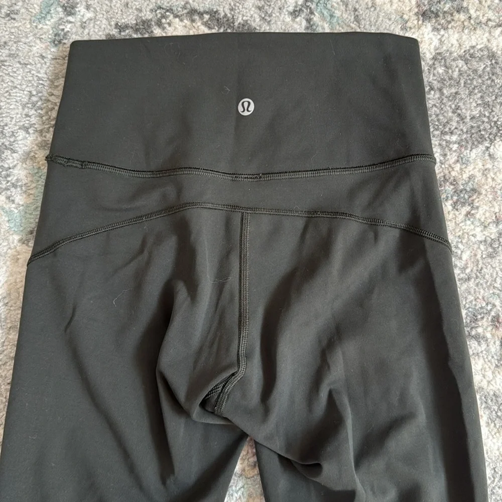 Lululemon In Movement Crop *Everlux 19